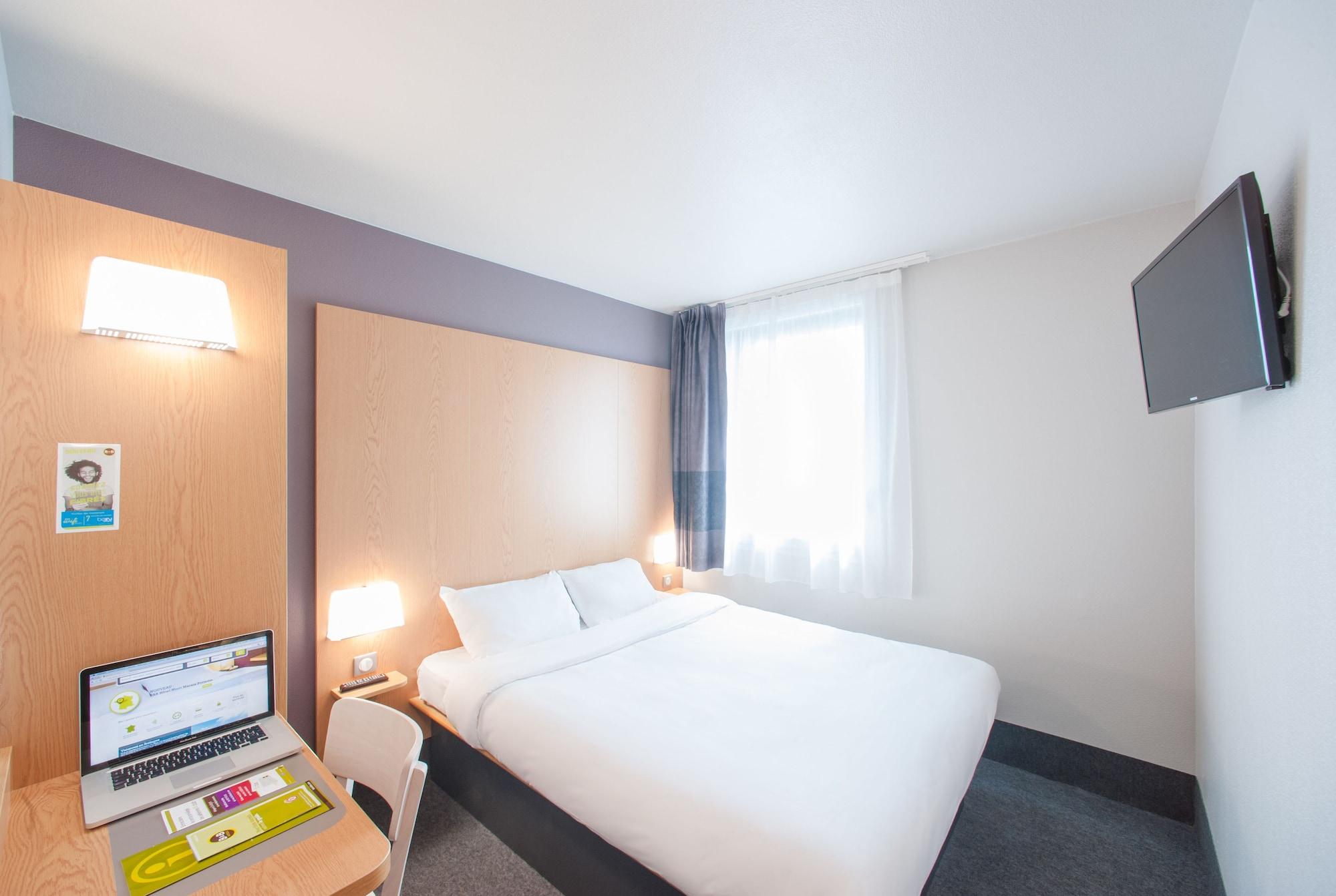 ホテル B＆B オテル マルセイユ レ ポート エクステリア 写真