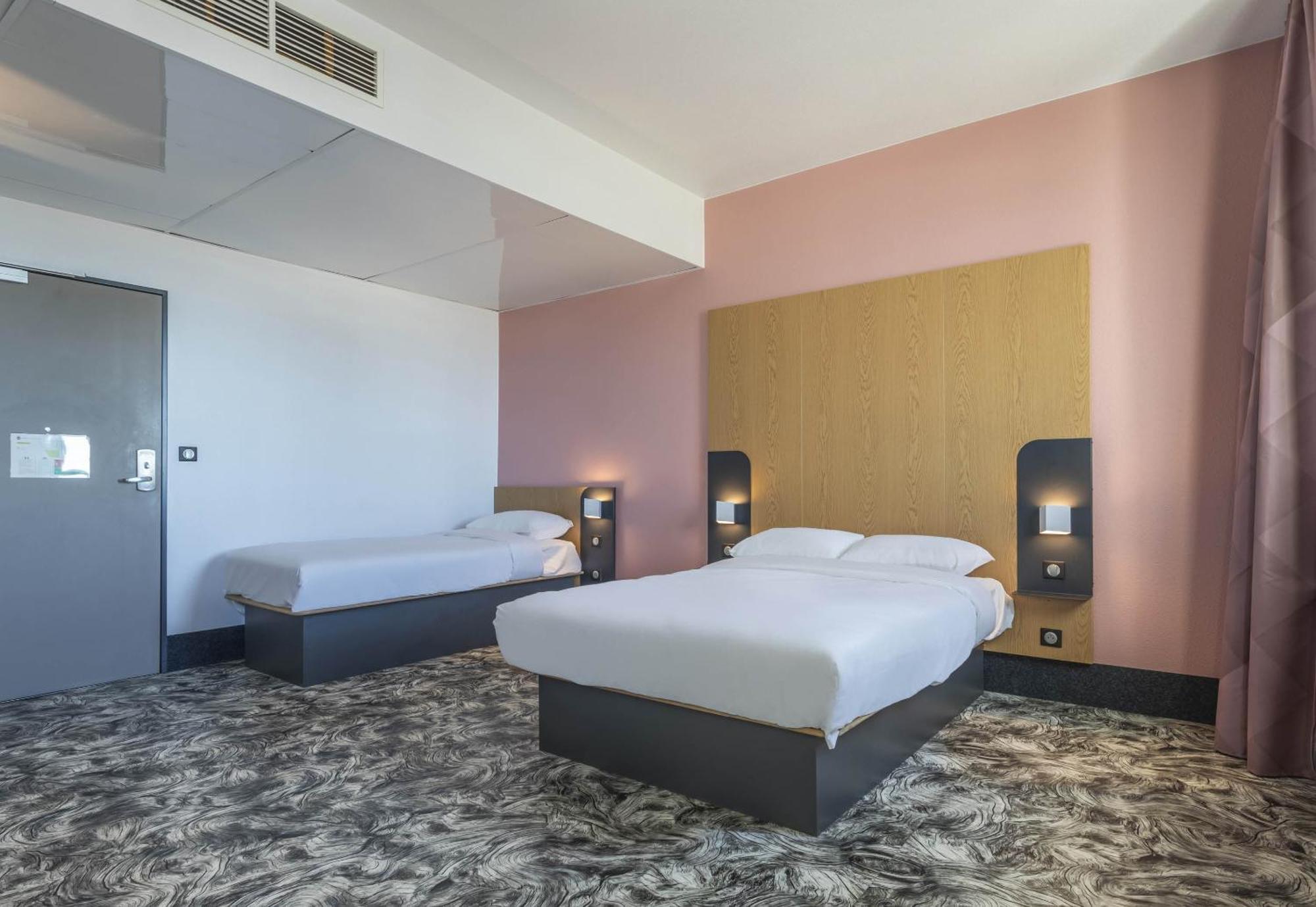 ホテル B＆B オテル マルセイユ レ ポート エクステリア 写真